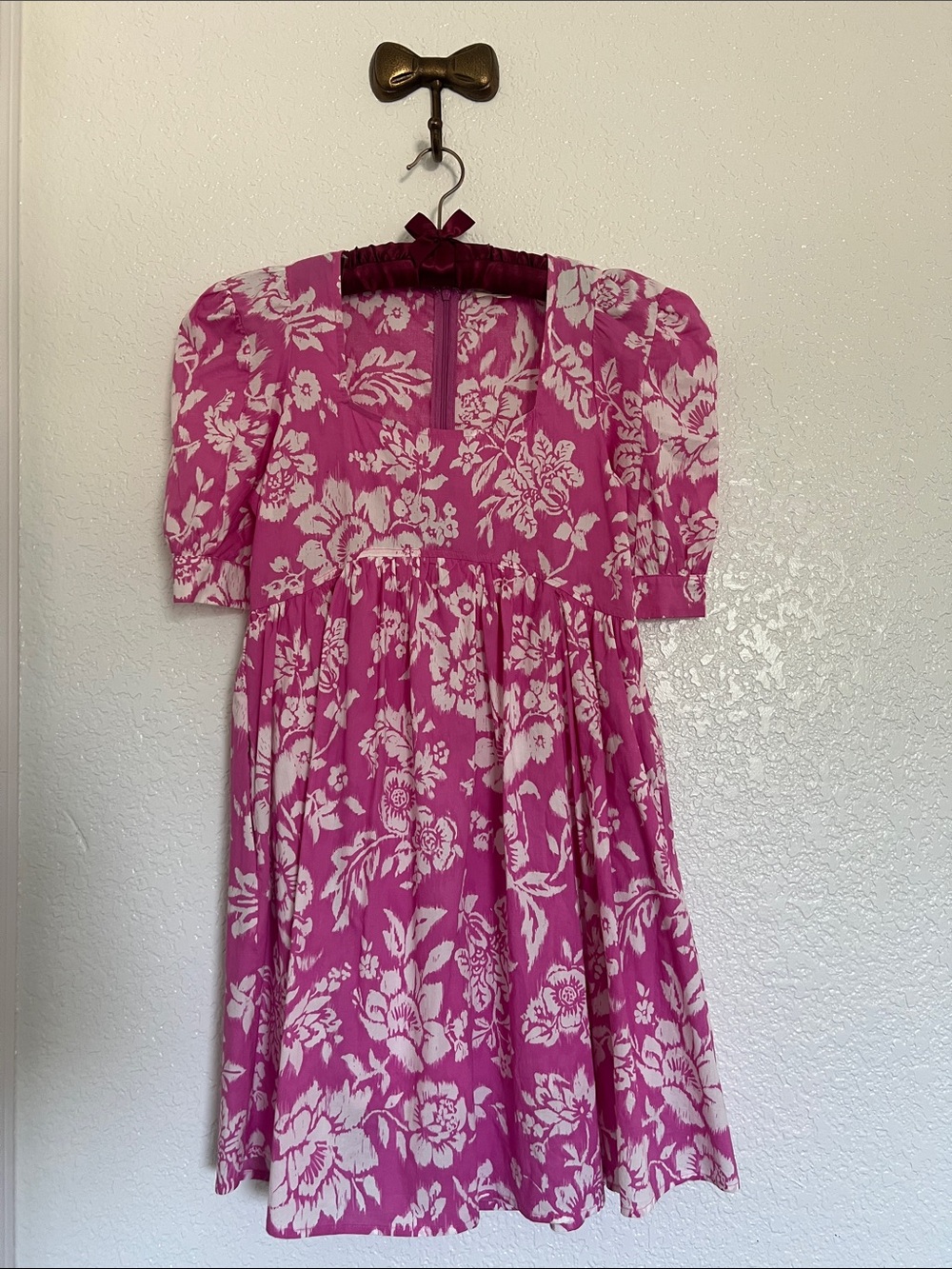 entro Pink and White Floral Midi Dress